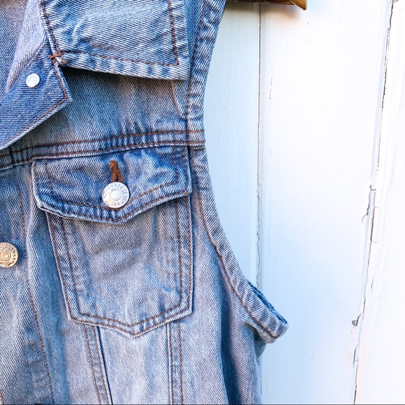Cotton On denim vest sL - Picture 3 of 9